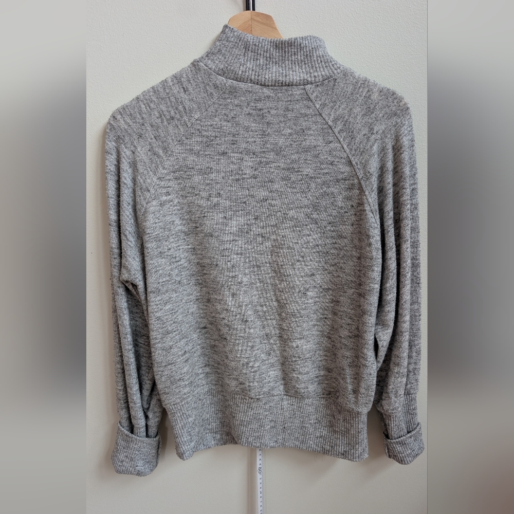 Anthropology | Maeve Light Gray Women's Crew Neck Sweater | X-Small | Cozy
